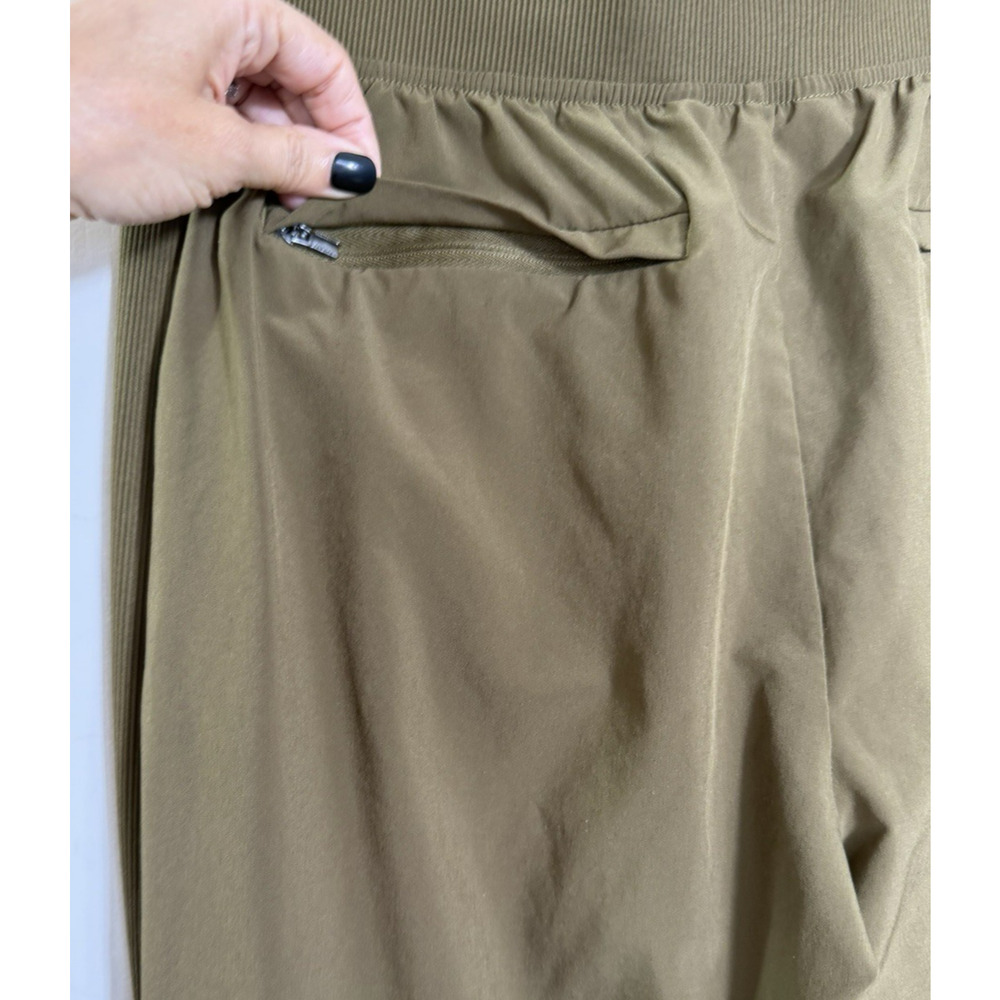 Athleta Brooklyn Ankle Pants Olive Green Lightweight Pockets Stretch Size 8 - Picture 8 of 14